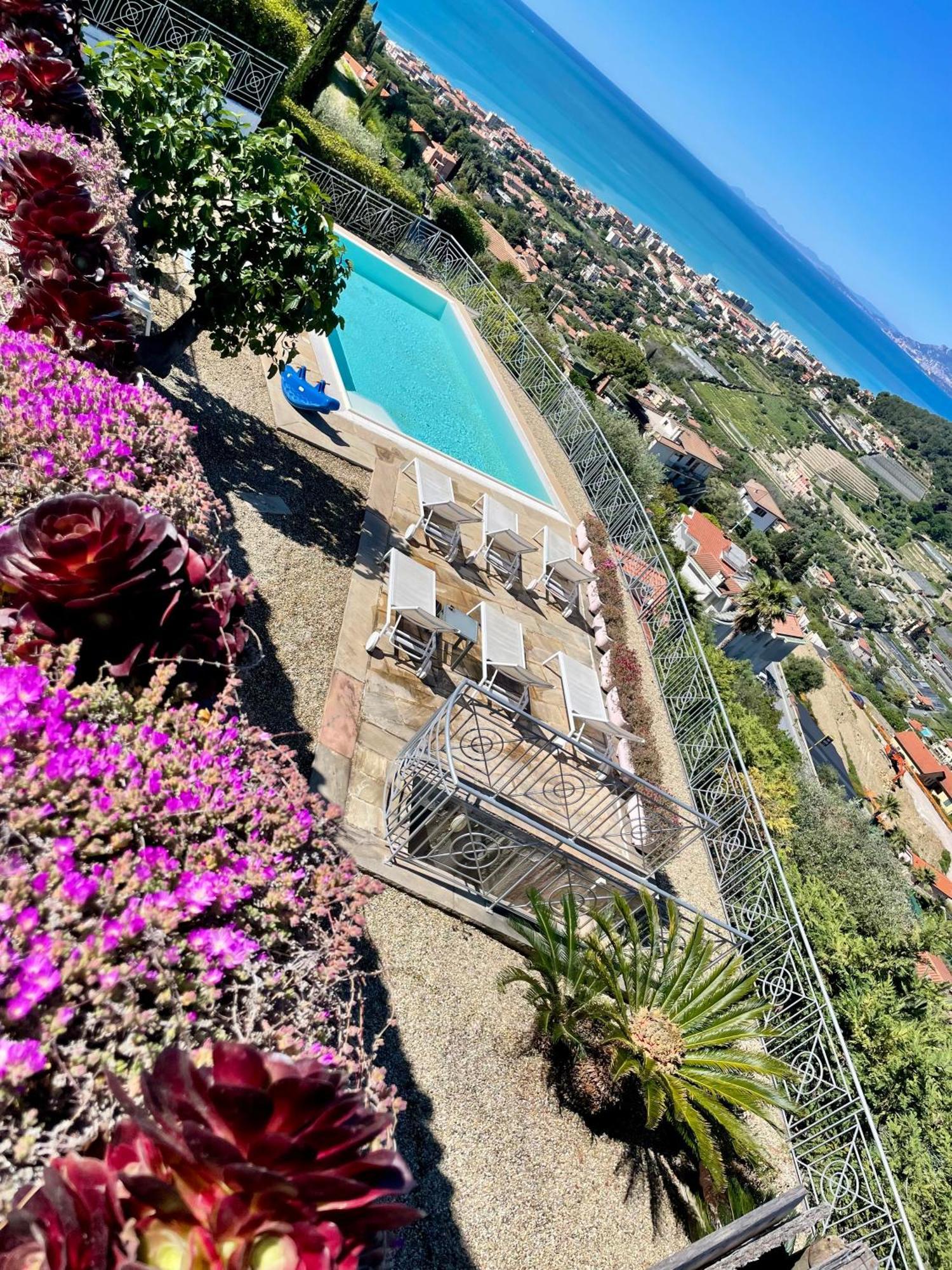 Villa Gaia - Luxury Villa, Pool & Wellness Rooms Bordighera Exterior foto