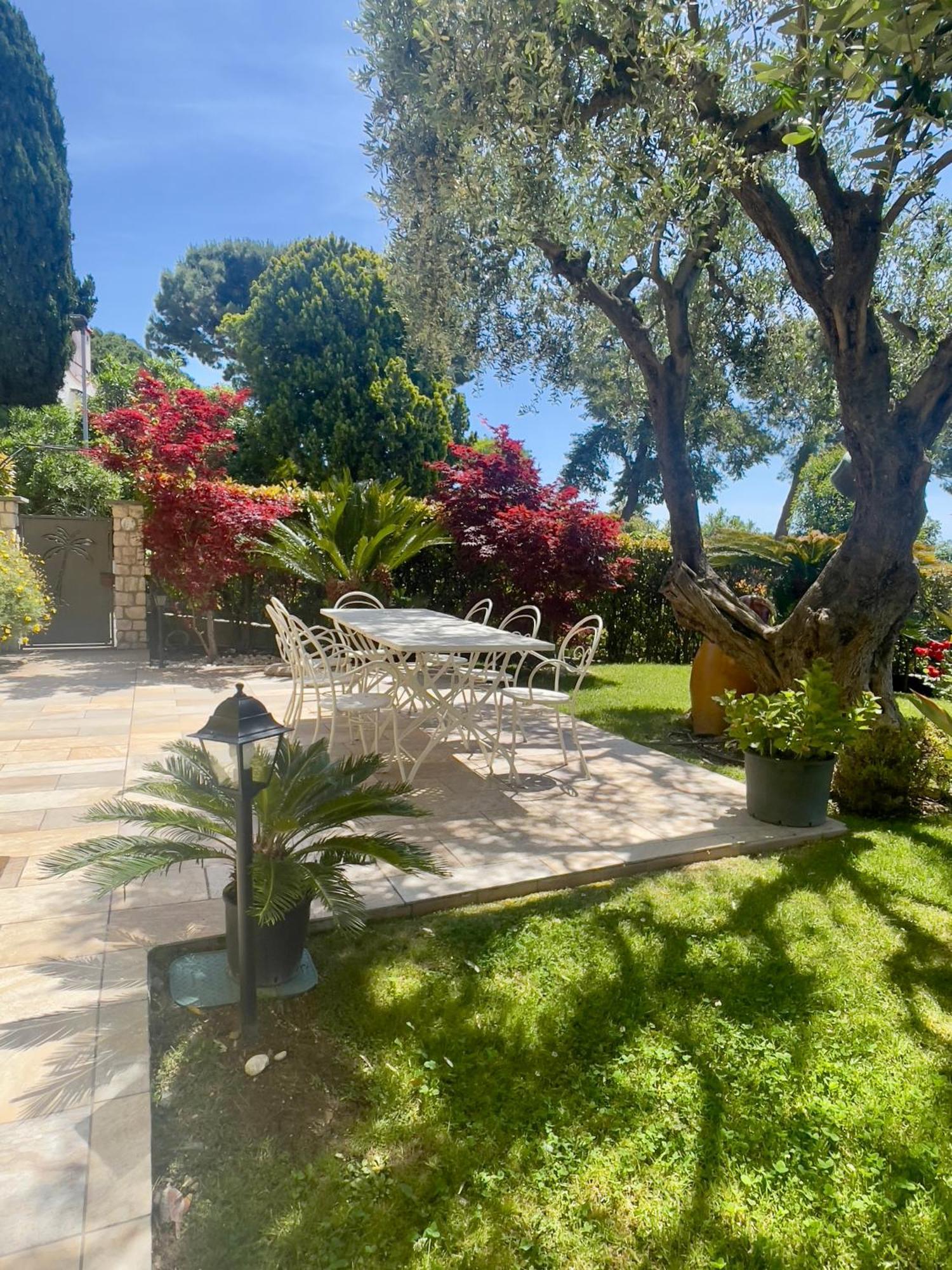 Villa Gaia - Luxury Villa, Pool & Wellness Rooms Bordighera Exterior foto